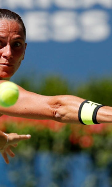 Djokovic's right arm troubles him at US Open; Keys wins